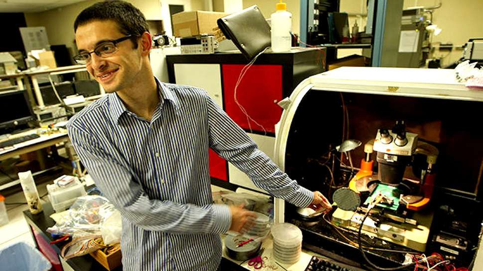 Fabrican el primer computador con procesador de nanotubos de carbono