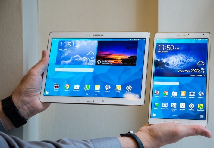 Samsung presenta su Galaxy Tab S para competir contra iPad