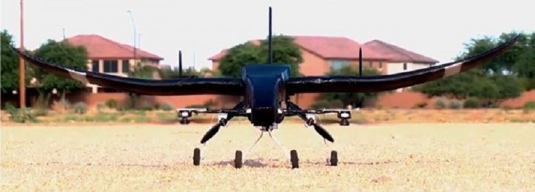Cuadricóptero que se transforma en avión convencional no tripulado