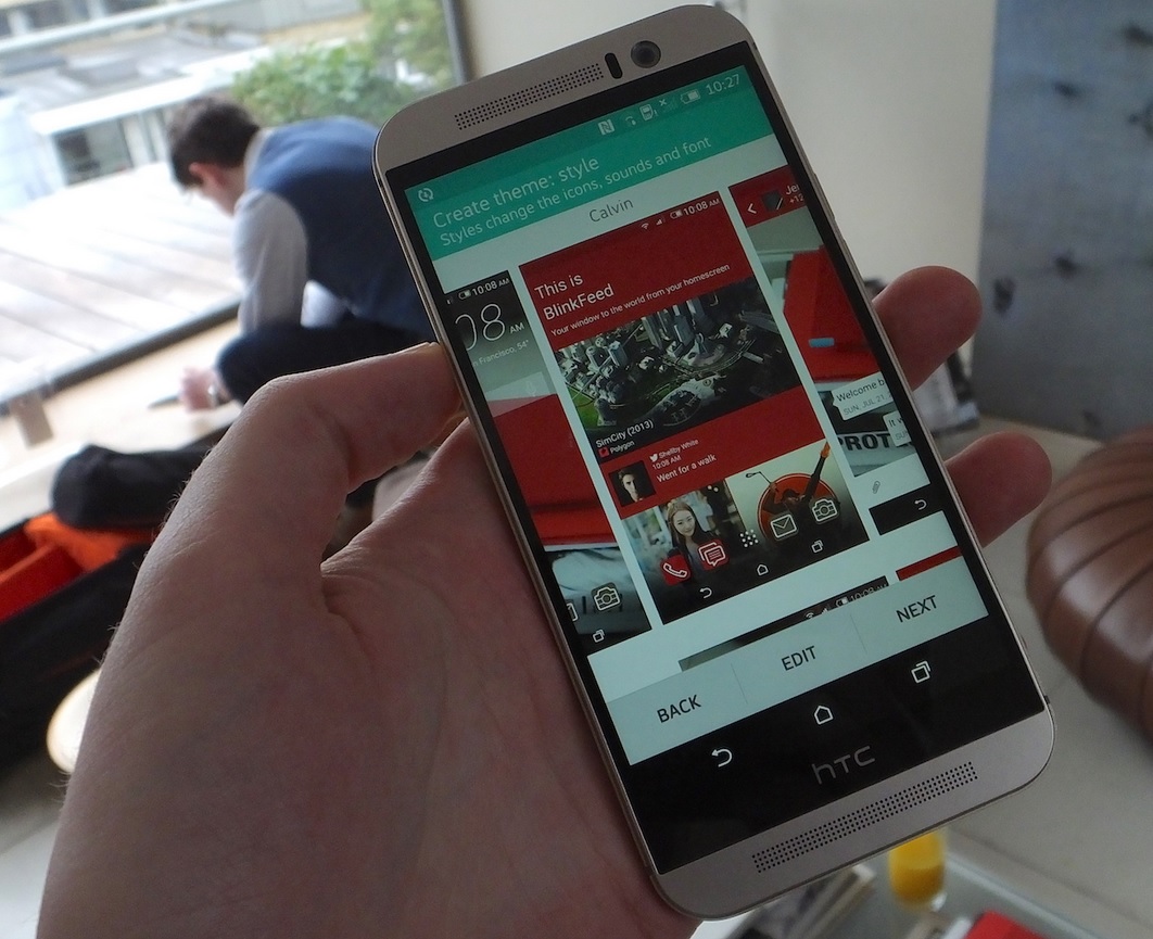 HTC introduce su nuevo smartphone One M9
