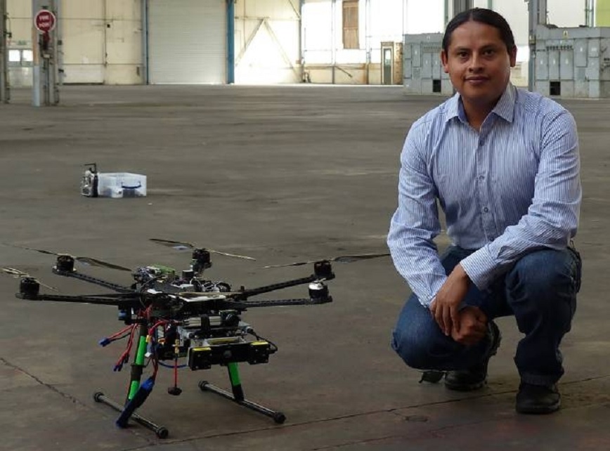 Fabrican dron que vuela de manera autónoma, aprende rutas y no necesita GPS