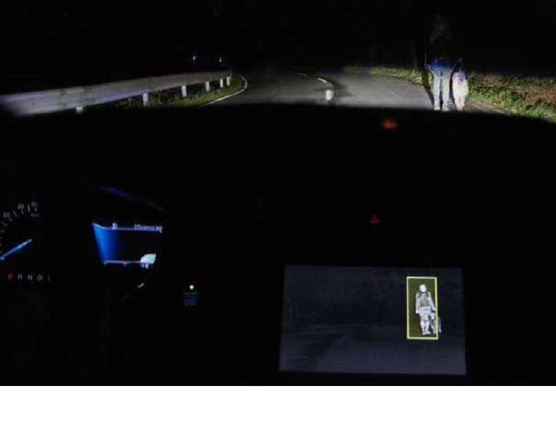 Trabajan en cámaras infrarrojas en autos Ford para detectar peatones en la noche
