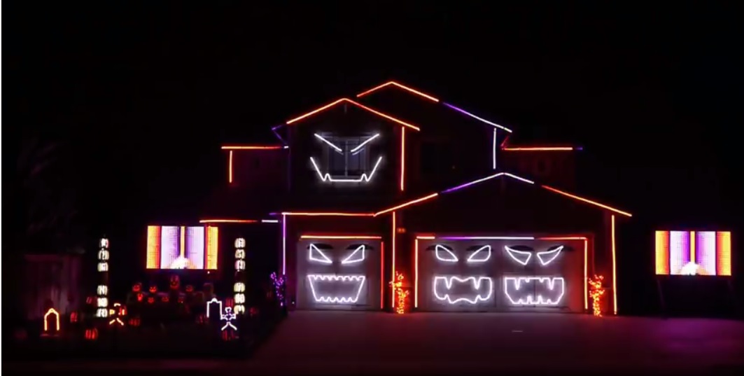 Casa decorada para Halloween al ritmo de Ghostbusters