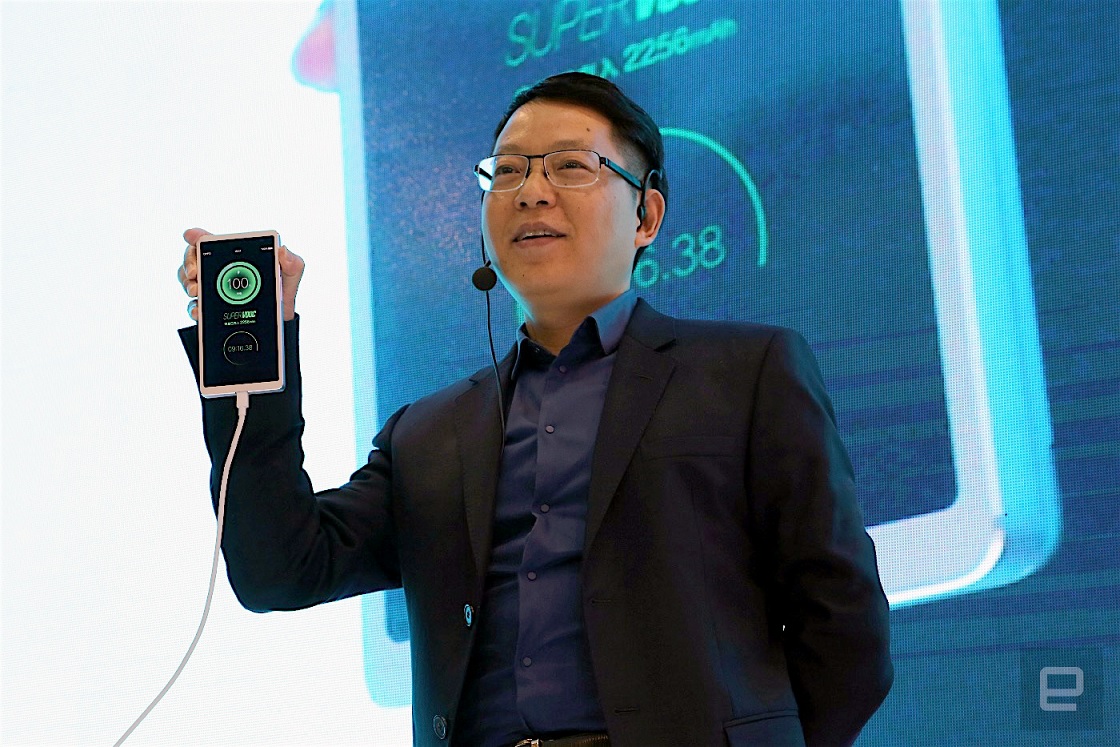 Oppo presenta su tecnología que permite recargar un teléfono completamente en 15 minutos