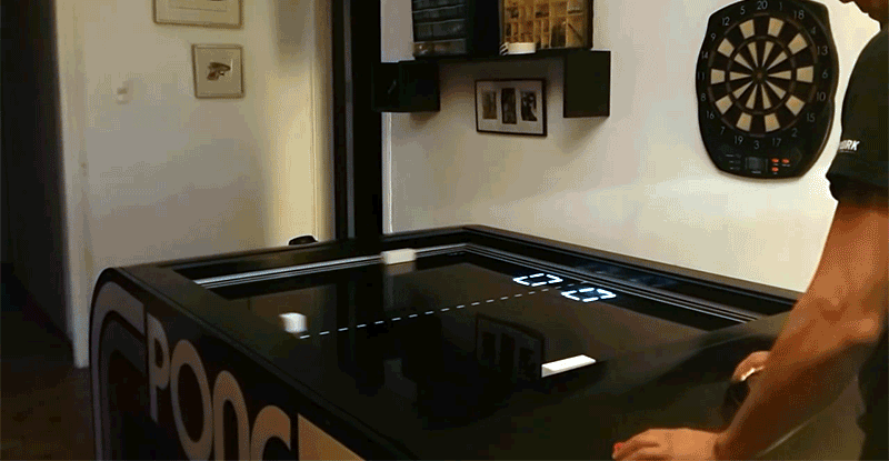 Han construido una versión real y mecánica de Pong