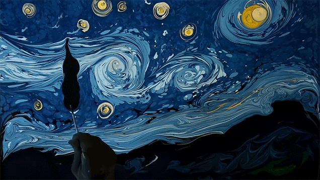 Ver cómo se recrea la noche estrellada de Van Gogh en agua es increíble