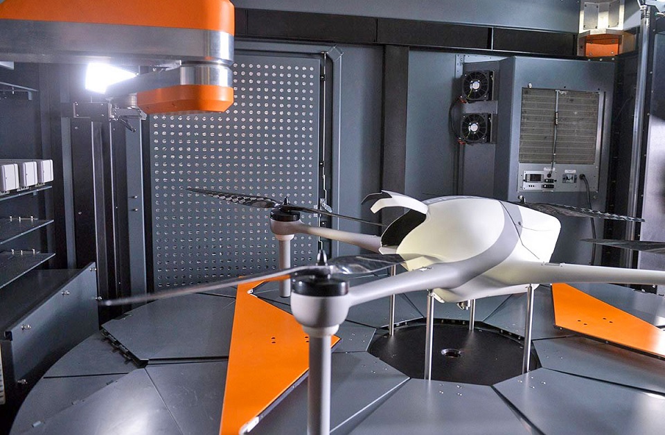 Lanzador totalmente autónomo de drones para que nunca se necesite un piloto