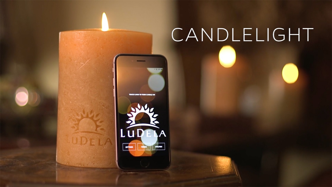 Controle la llama real de esta vela inteligente con su smartphone