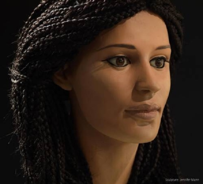 Reconstruyen el aspecto que tenía en vida una joven egipcia momificada hace dos mil años