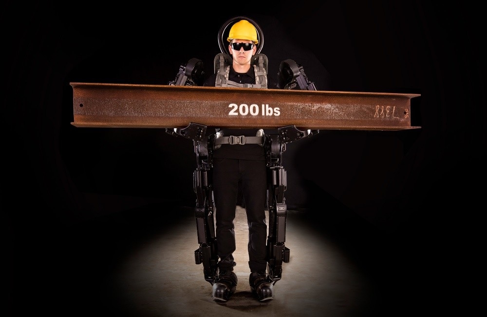 Trabajan en exoesqueletos que le permitirán levantar hasta 450 kg de peso