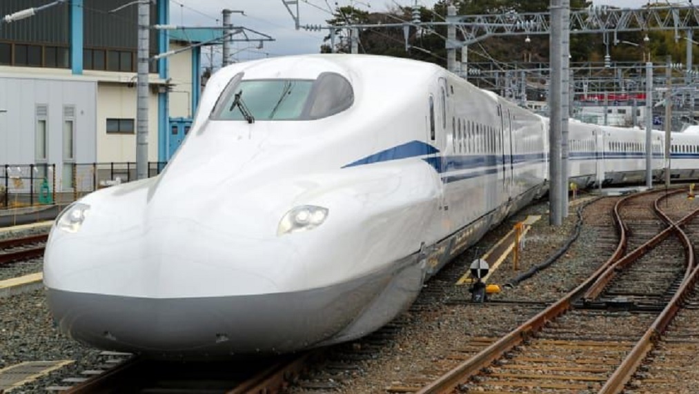 Japón presenta la versión 'Supreme' de su famoso tren bala, capaz de alcanzar los 360 km/h