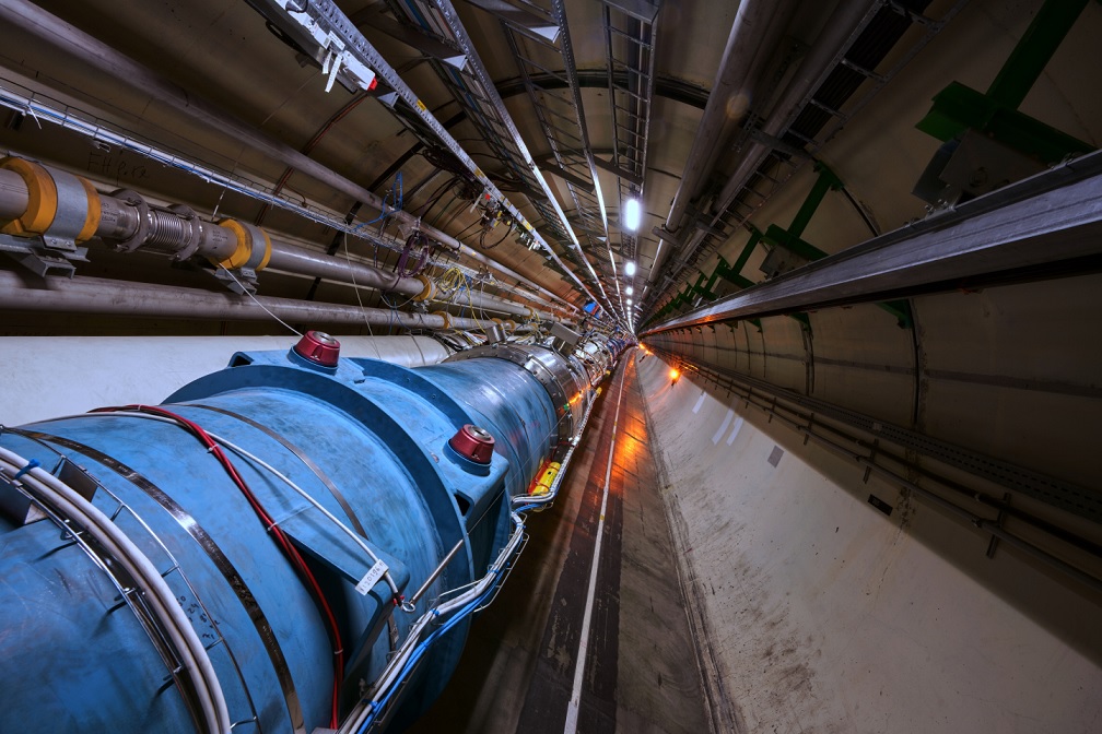 El Gran Colisionador de Hadrones aceleró, por primera vez, 'átomos' con electrones