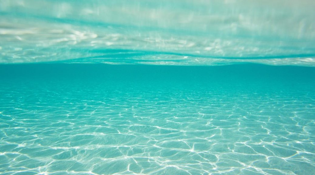 Transforman agua de mar en agua potable segura y limpia en menos
