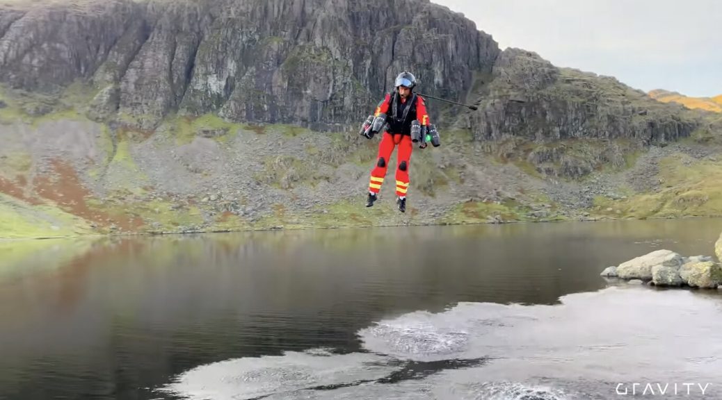 PARAMÉDICOS EN JETPACKS