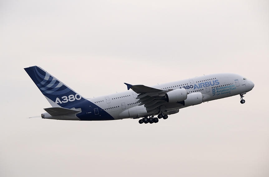 Avión A380 vuela usando combustible hecho con aceite de cocina usado