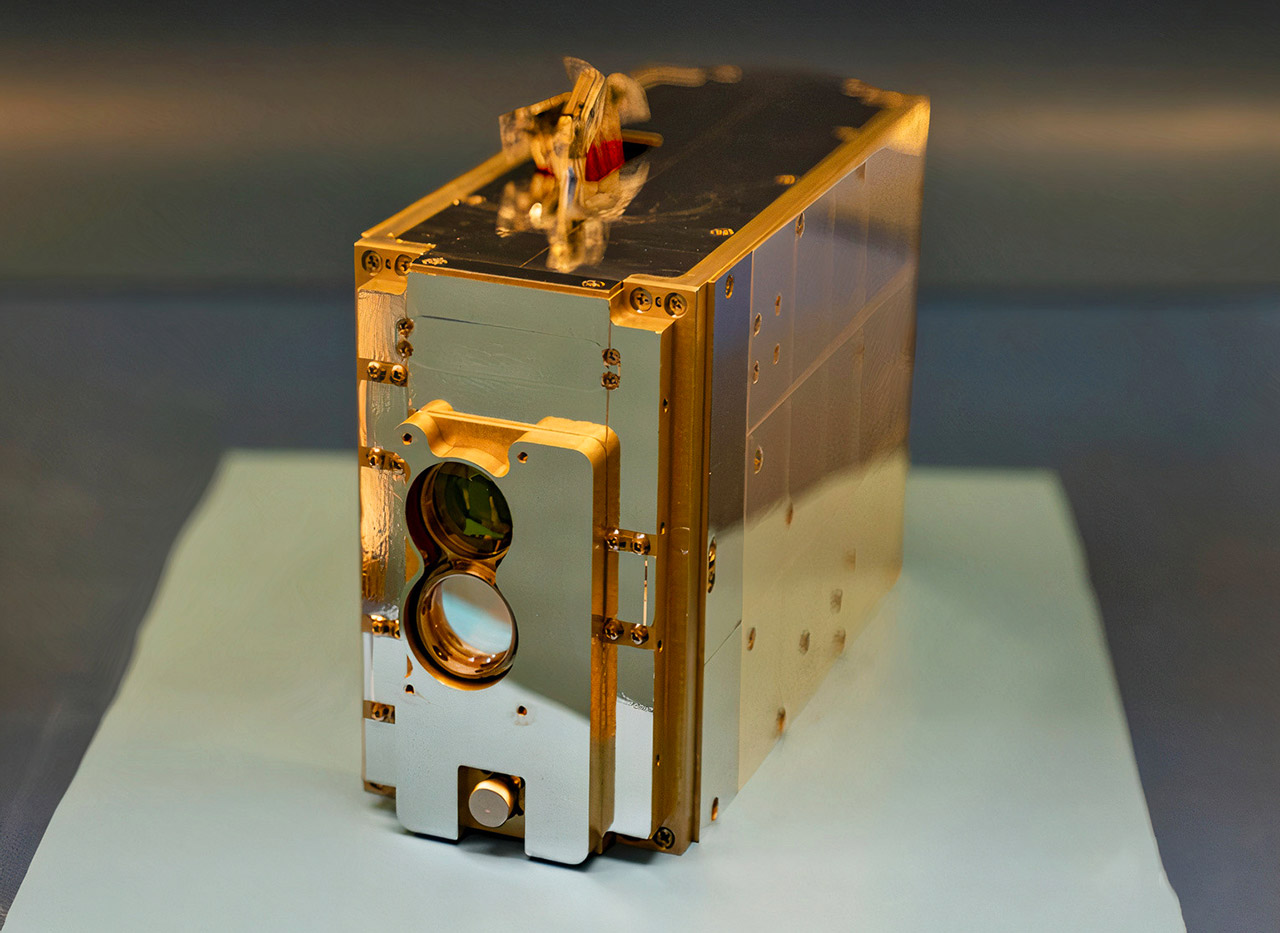 Sistema de infrarrojos logra enviar datos a 100 Gbps desde un satélite a la Tierra