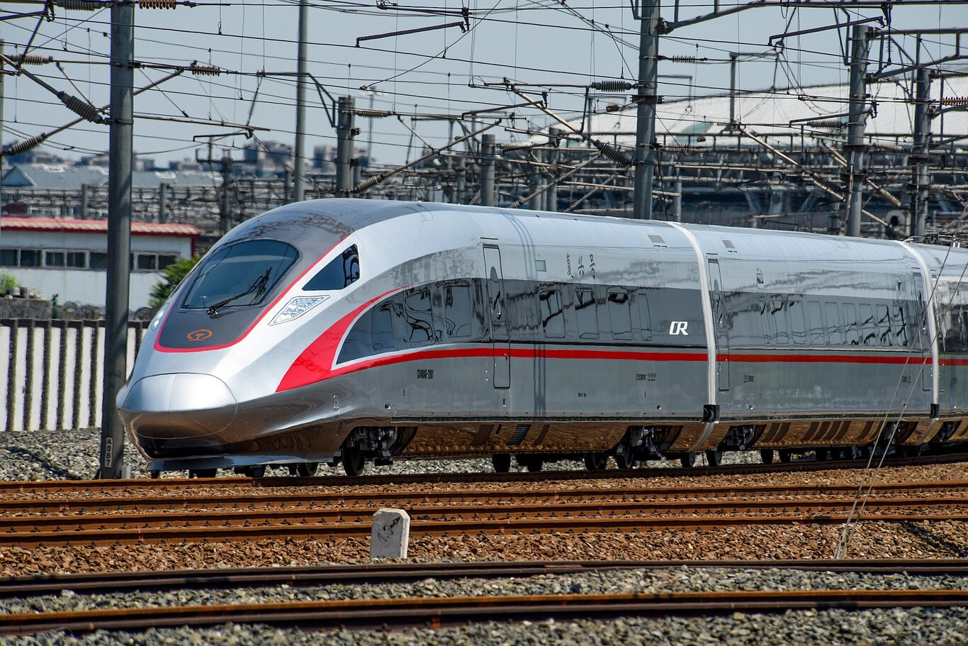 China ha conseguido un nuevo récord en un tren de alta velocidad, alcanza 453 km/h