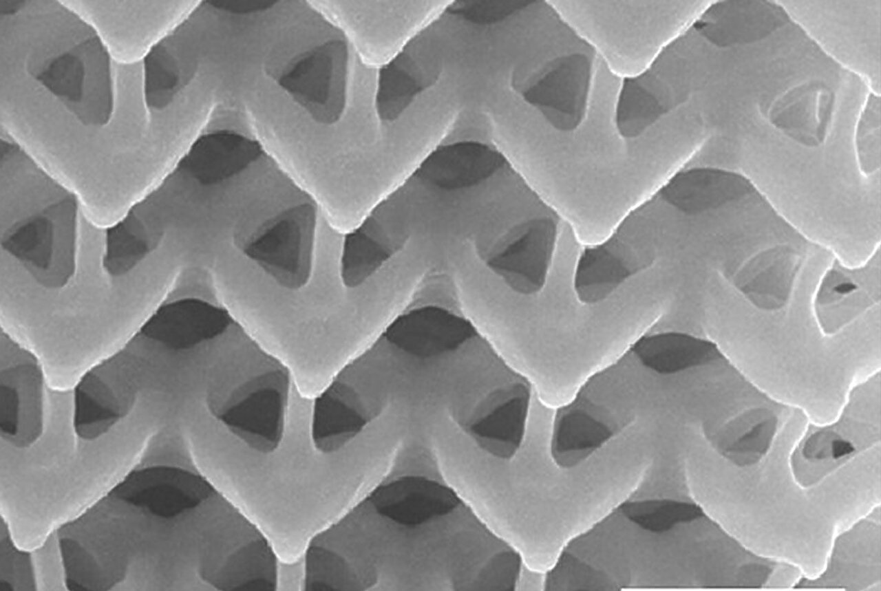 Impresión 3D a nanoescala produce objetos metálicos sorprendentemente fuertes