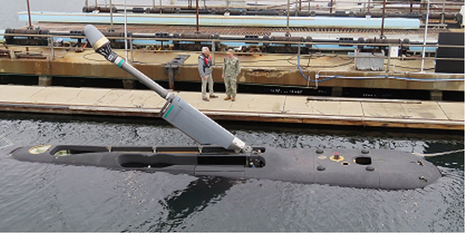 Desarrollan el primer submarino autónomo