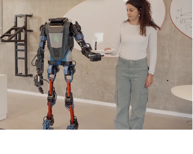 Robot impulsado por IA que responde a órdenes verbales